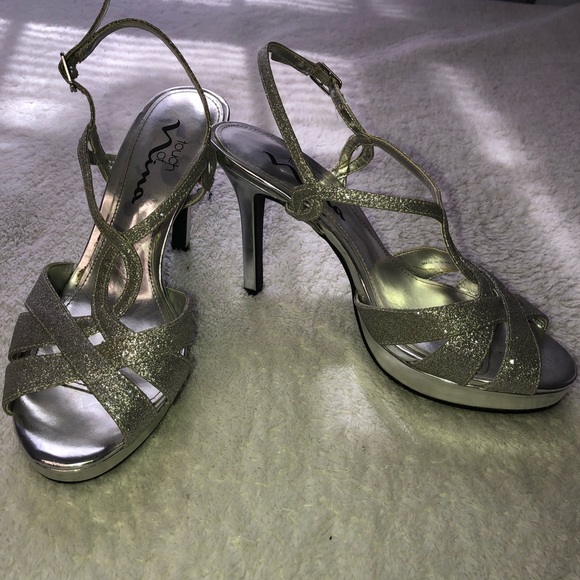 Sparkly heels - Picture 1 of 3